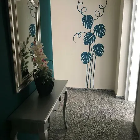 Miresa Flats Apartman *